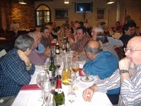 ANTIGUOS CAMARADAS CENAN EN